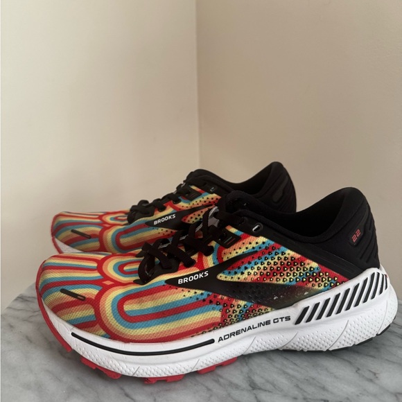 Brooks Adrenaline GTS 22 Women’s Running Shoes Size 8 Disco Pack Limelight - Picture 2 of 6